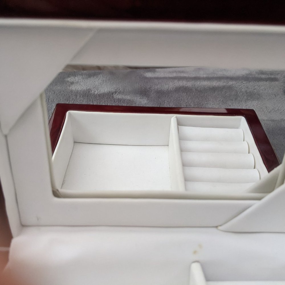 Jewelry Box - Picture 3 of 14